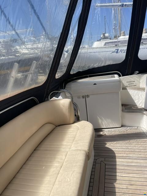 Sealine F42/5