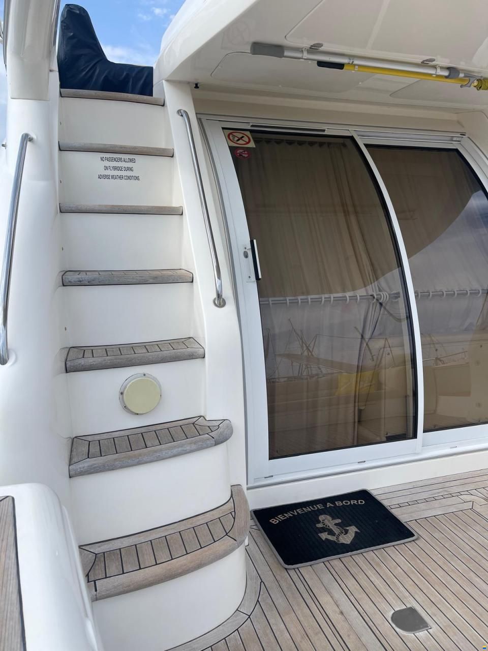 Sealine F42/5