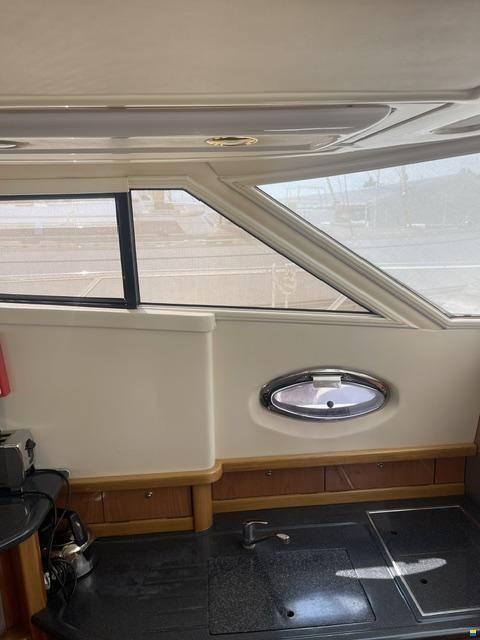 Sealine F42/5