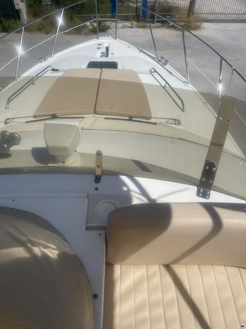Sealine F42/5