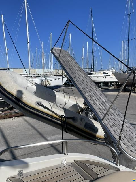 Sealine F42/5