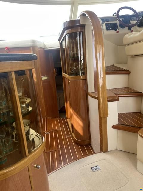 Sealine F42/5