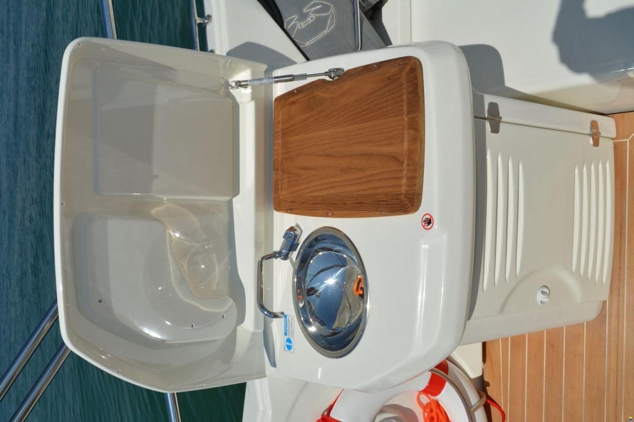 Cranchi Endurance 30