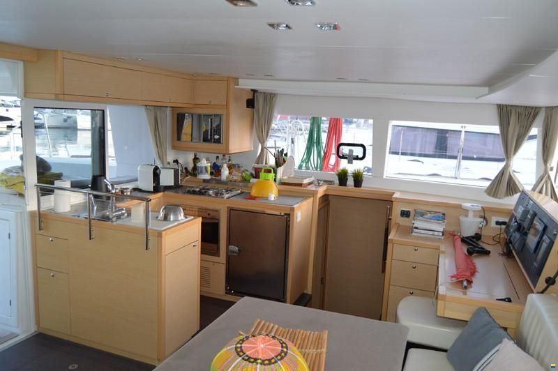 Lagoon 450 F