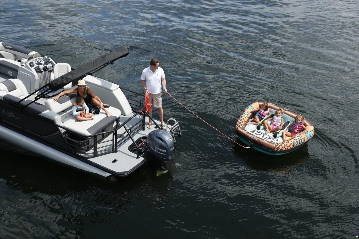Accessoires pour votre bateau ponton - Manitou