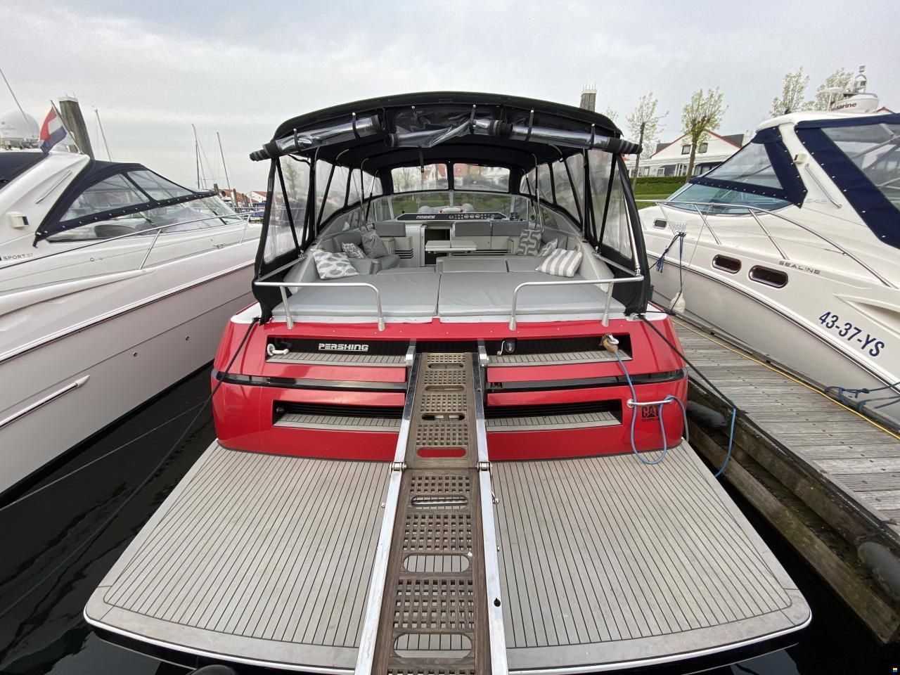 Pershing 40