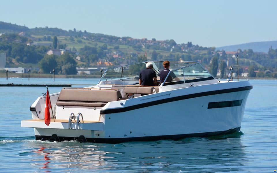 Delta Powerboats 33 Open