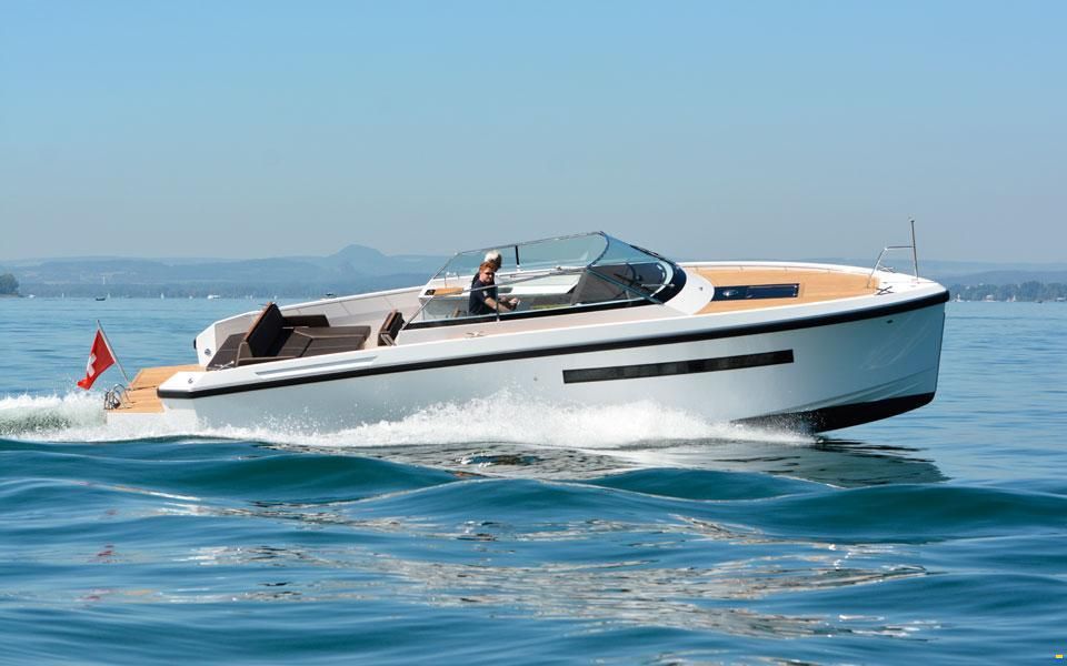 Delta Powerboats 33 Open
