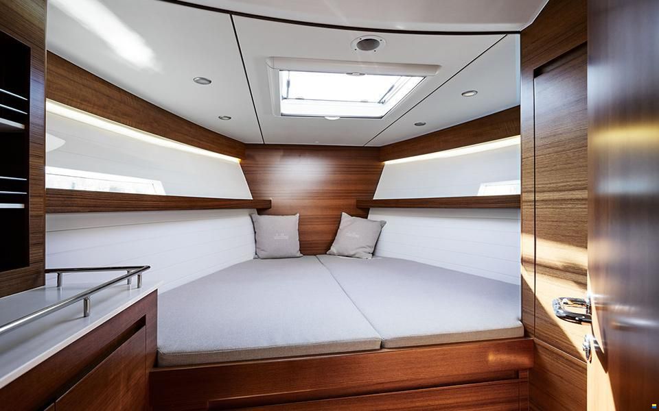 Delta Powerboats 33 Open