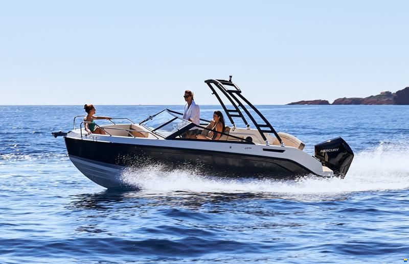 Quicksilver Activ 675 Bowrider