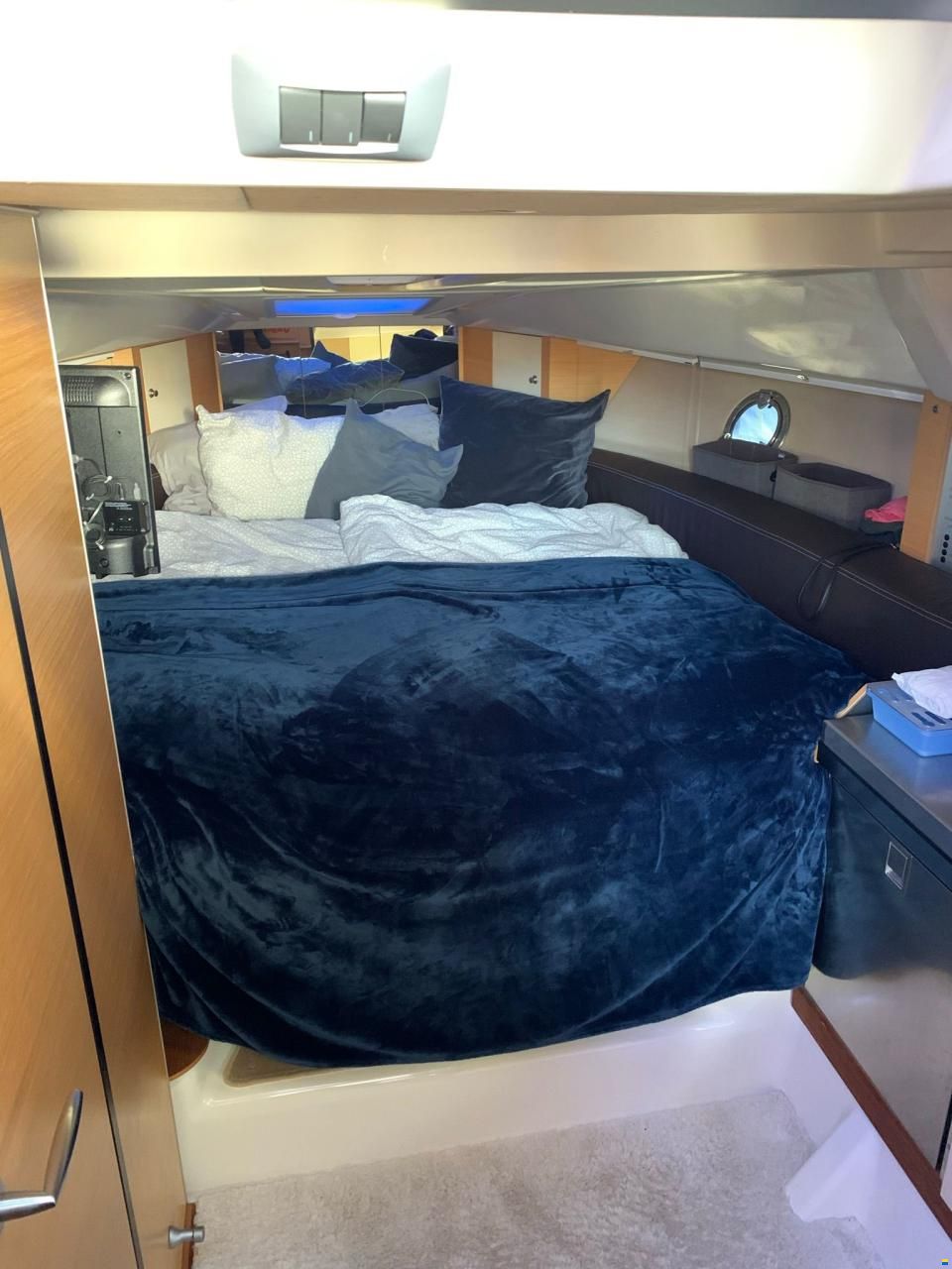 Cranchi Endurance 33