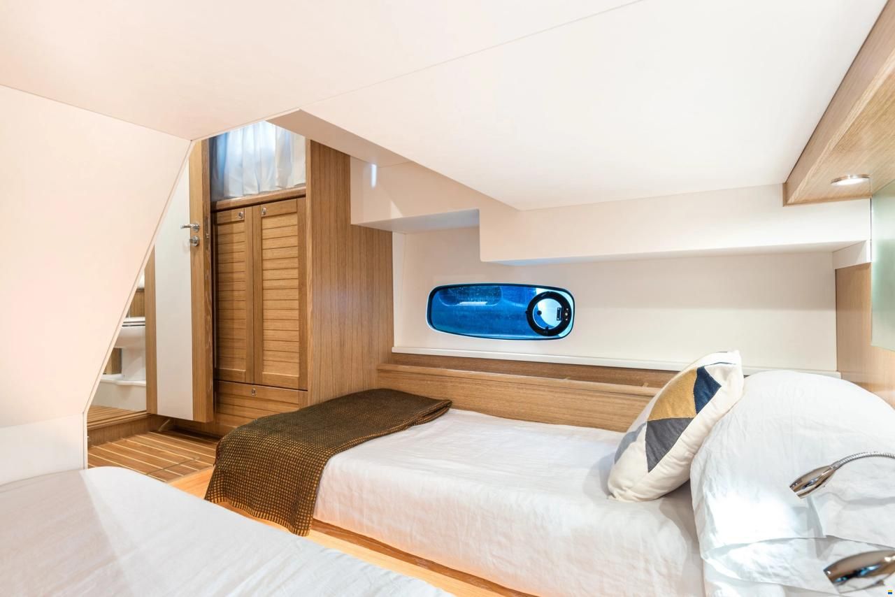 Menorquin Sasga Yachts 42 HT