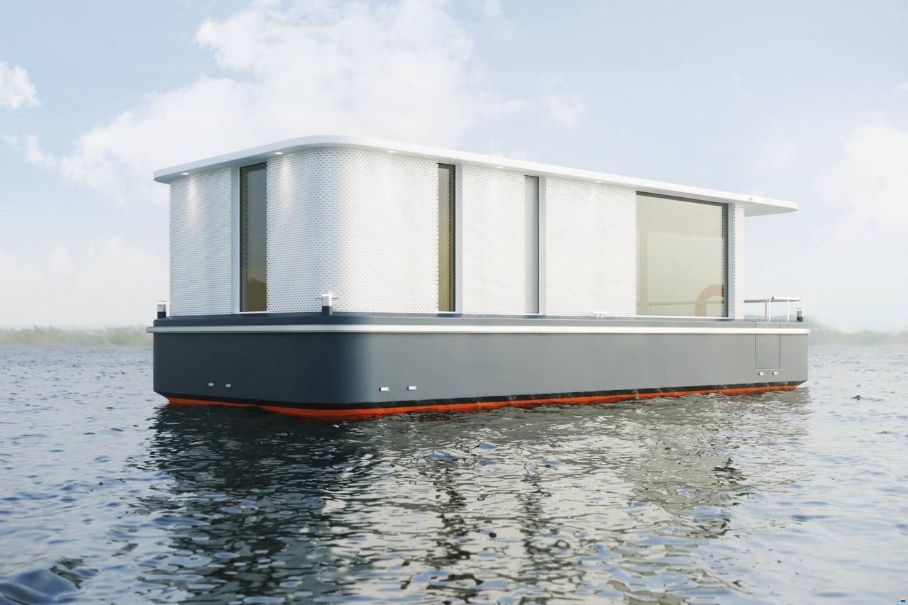Houseboat MOAT Floating Hotel Room