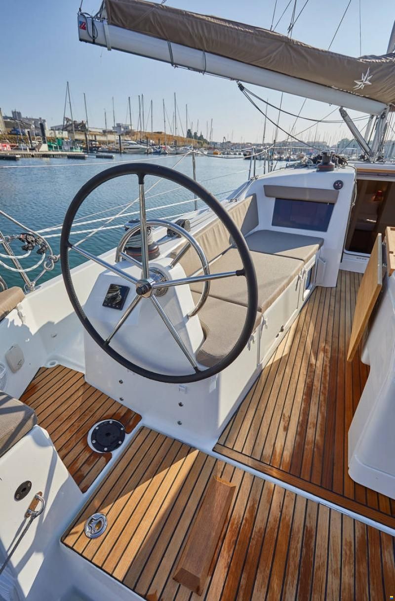 Jeanneau Sun Odyssey 410