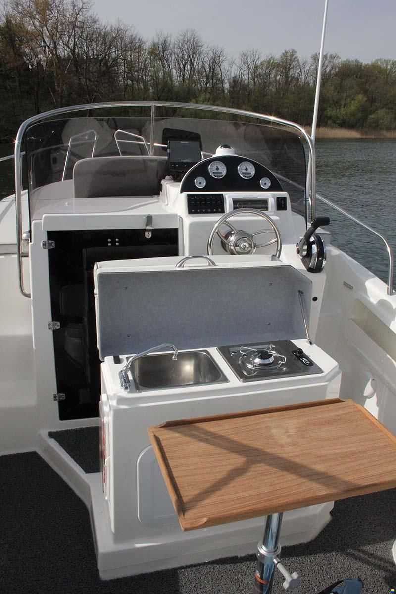 Cantieri Nautici Ferrario Navajo 23 - Honda BF200