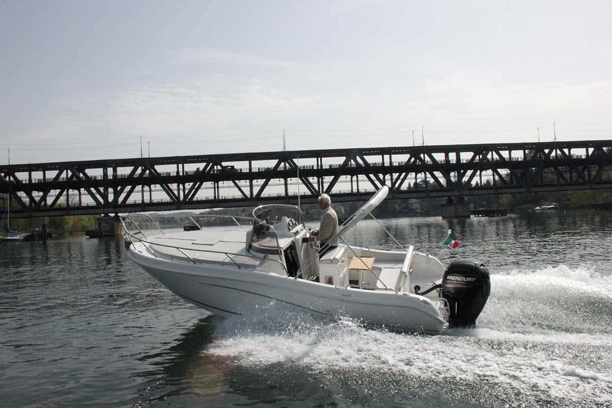 Cantieri Nautici Ferrario Navajo 23 - Honda BF200
