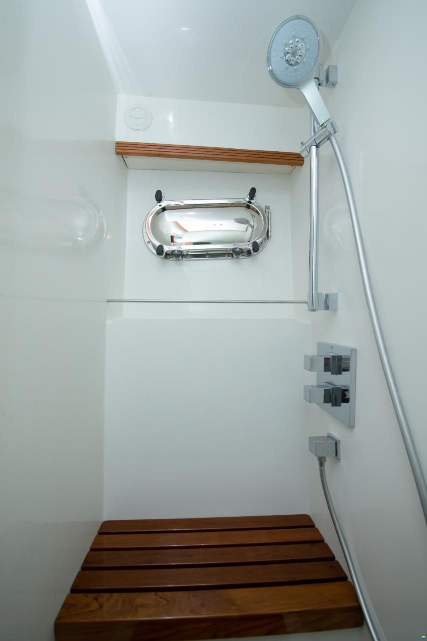 Selene 60