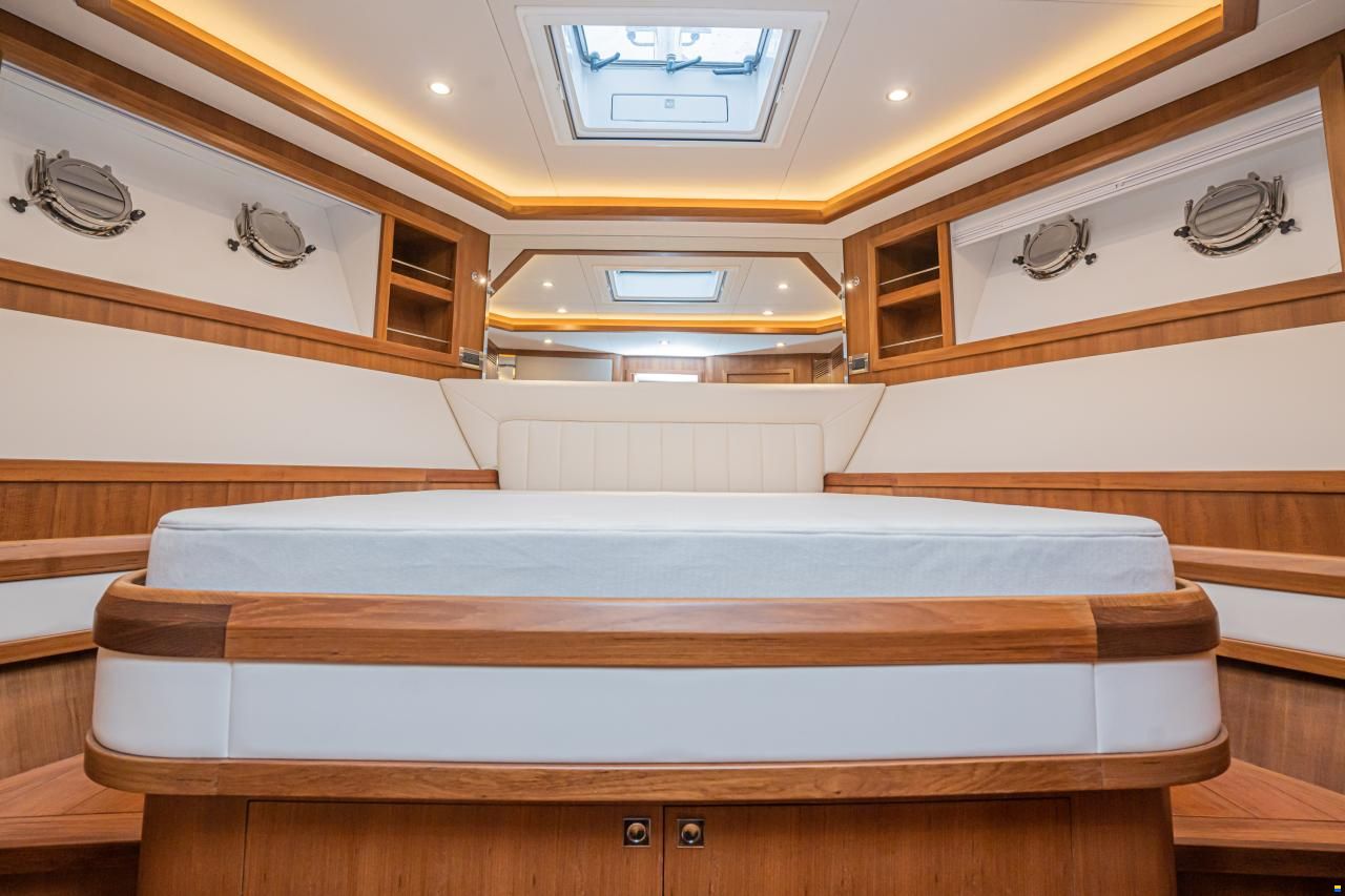 Selene 60 Explorer