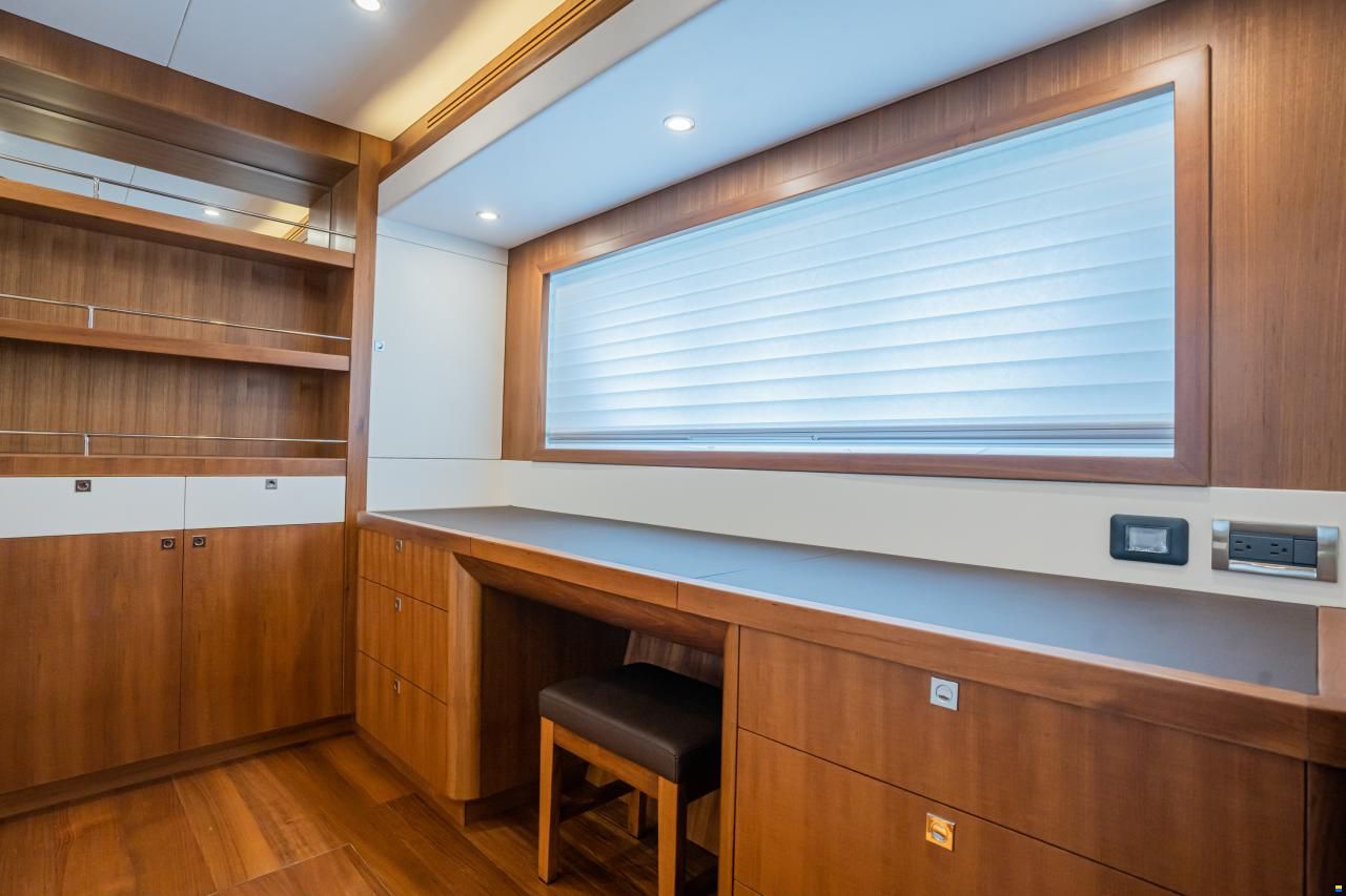 Selene 60 Explorer