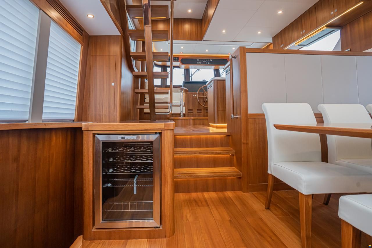 Selene 60 Explorer