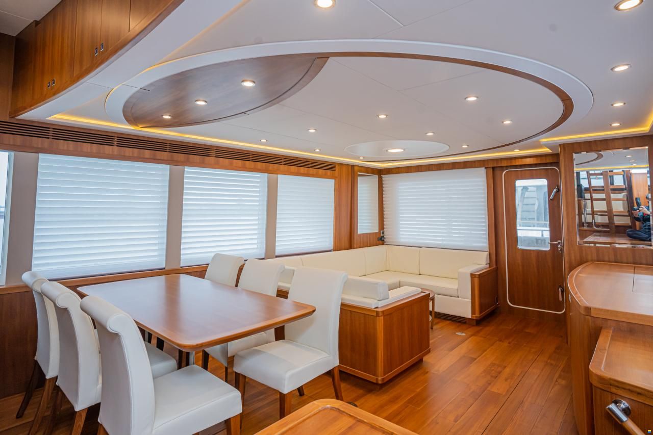 Selene 60 Explorer