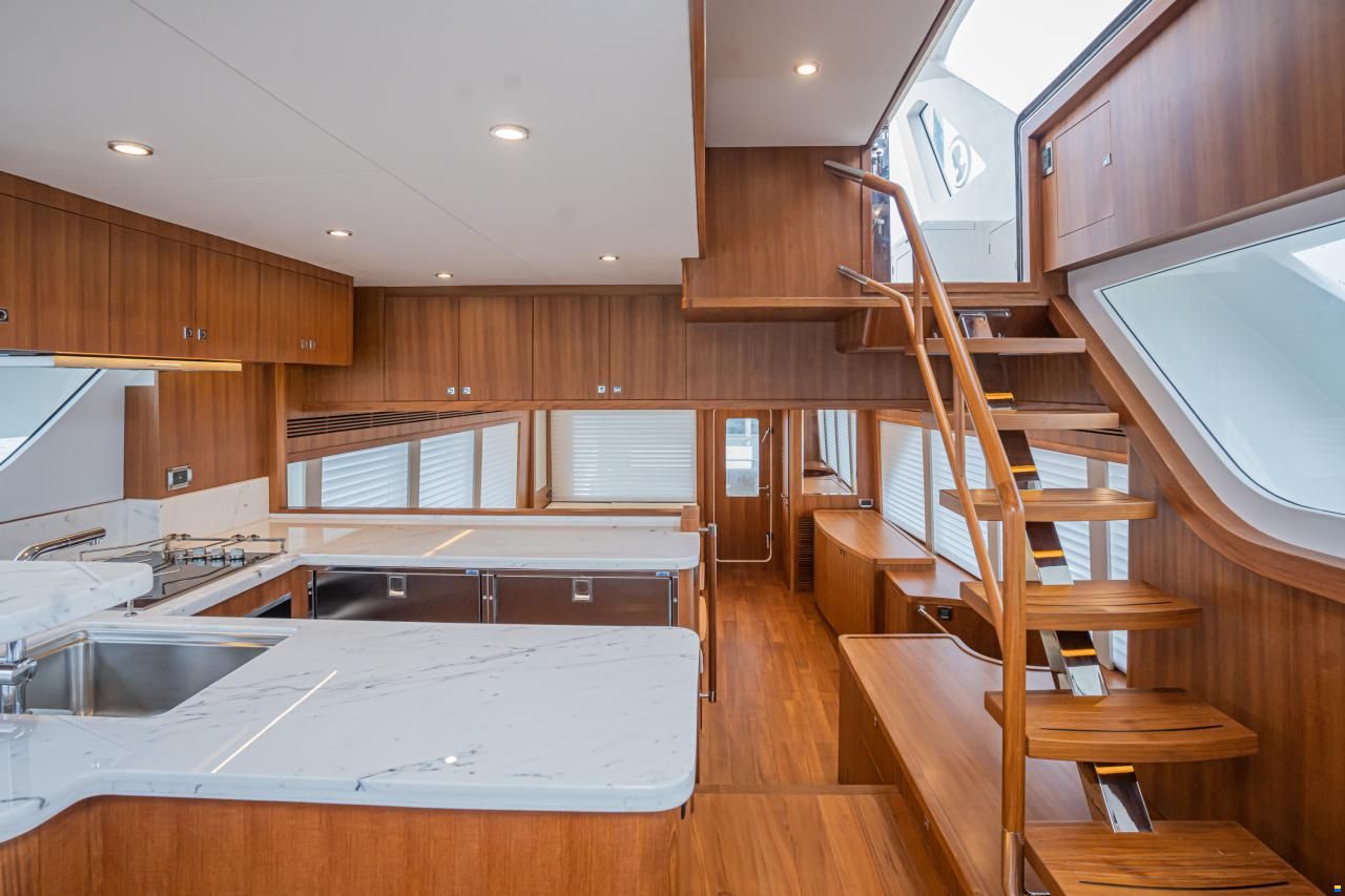 Selene 60 Explorer