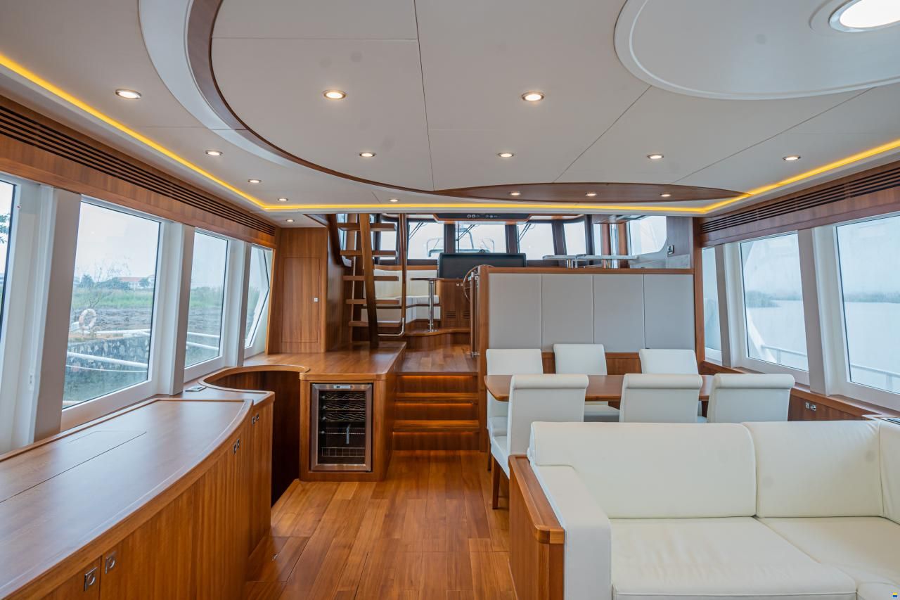 Selene 60 Explorer