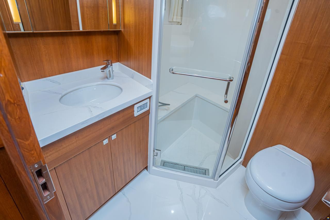 Selene 60 Explorer