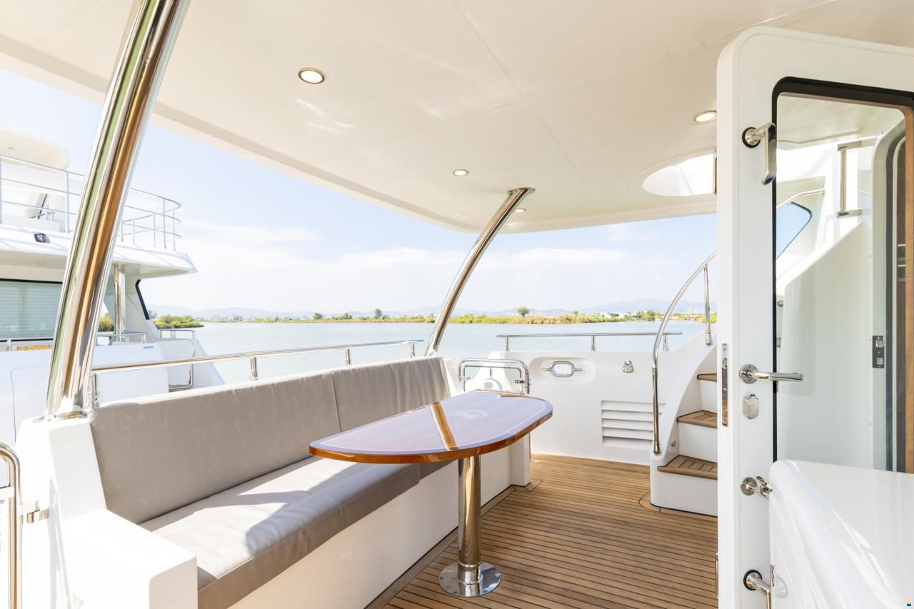 Selene 60 Explorer