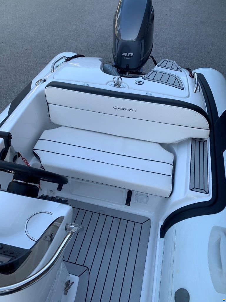 Walker Bay Tender Generation 400 DLX