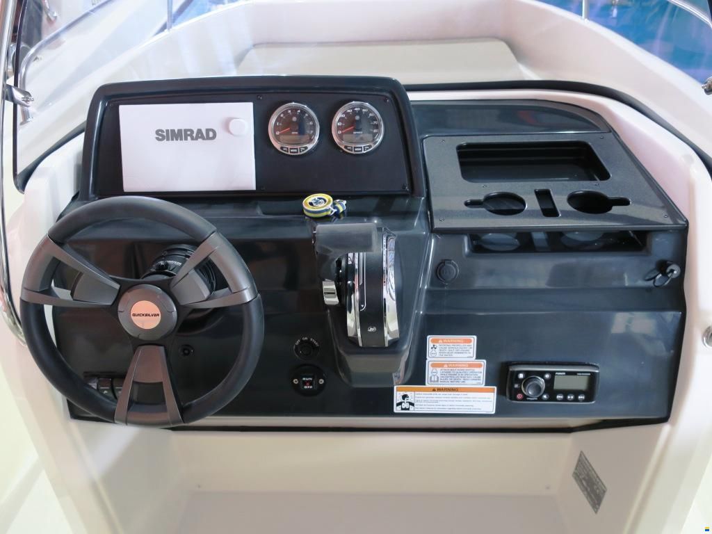 Quicksilver ACTIV 605 Open