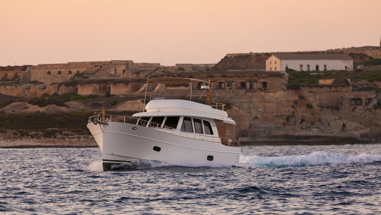 Menorquin Sasga Yachts 55 FB