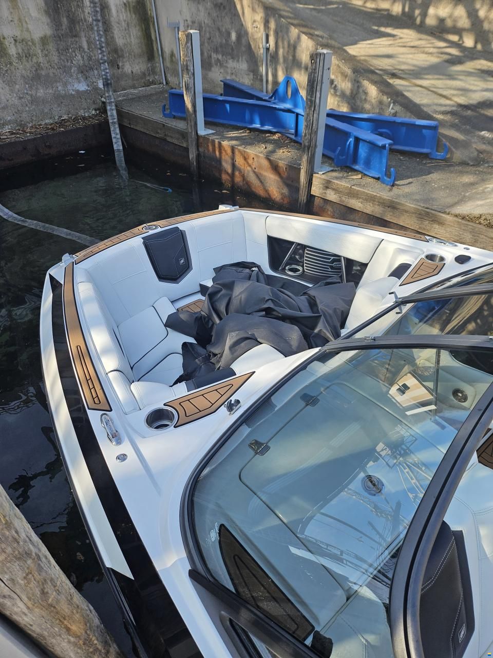 Nautique G21