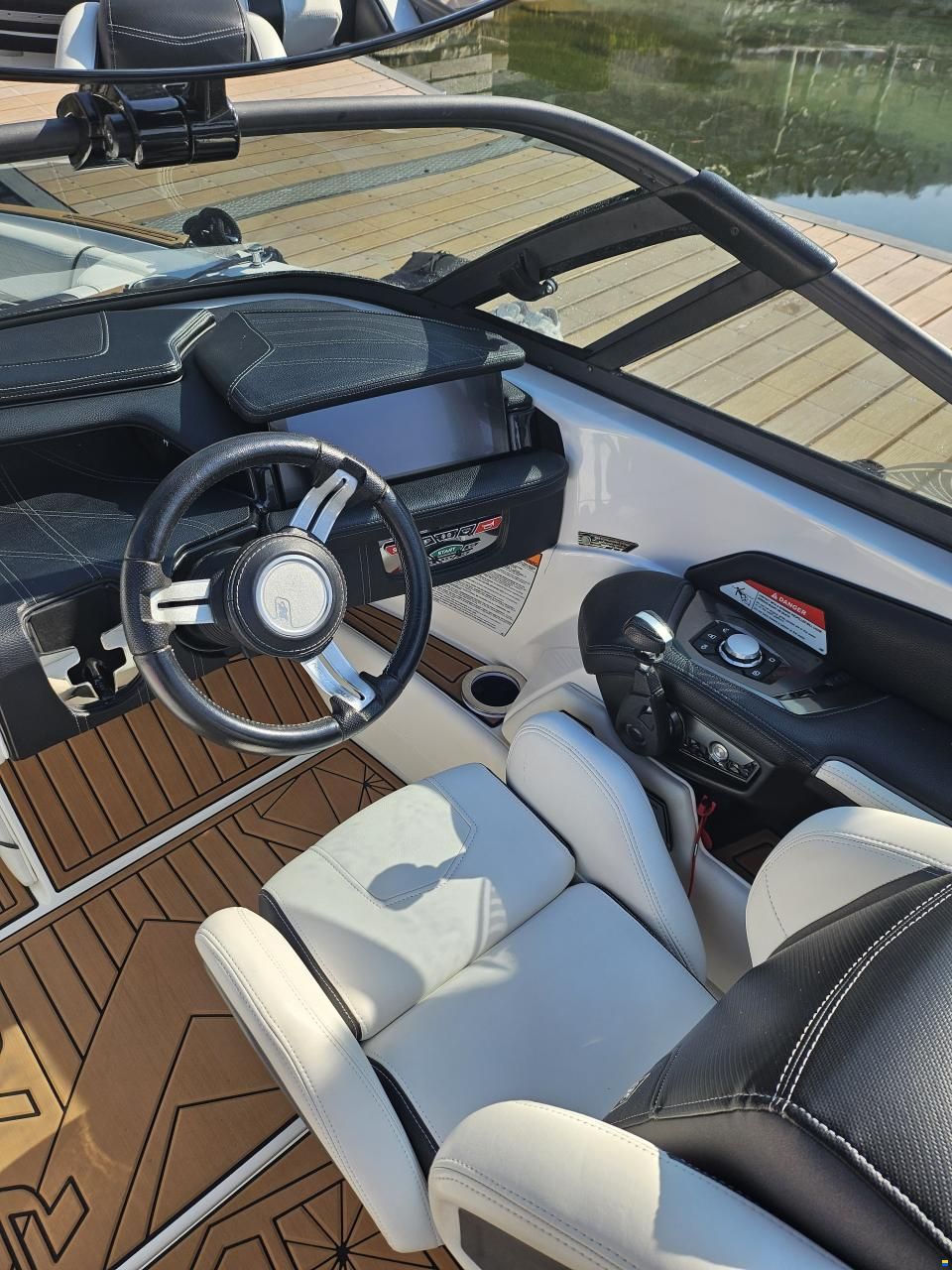 Nautique G21