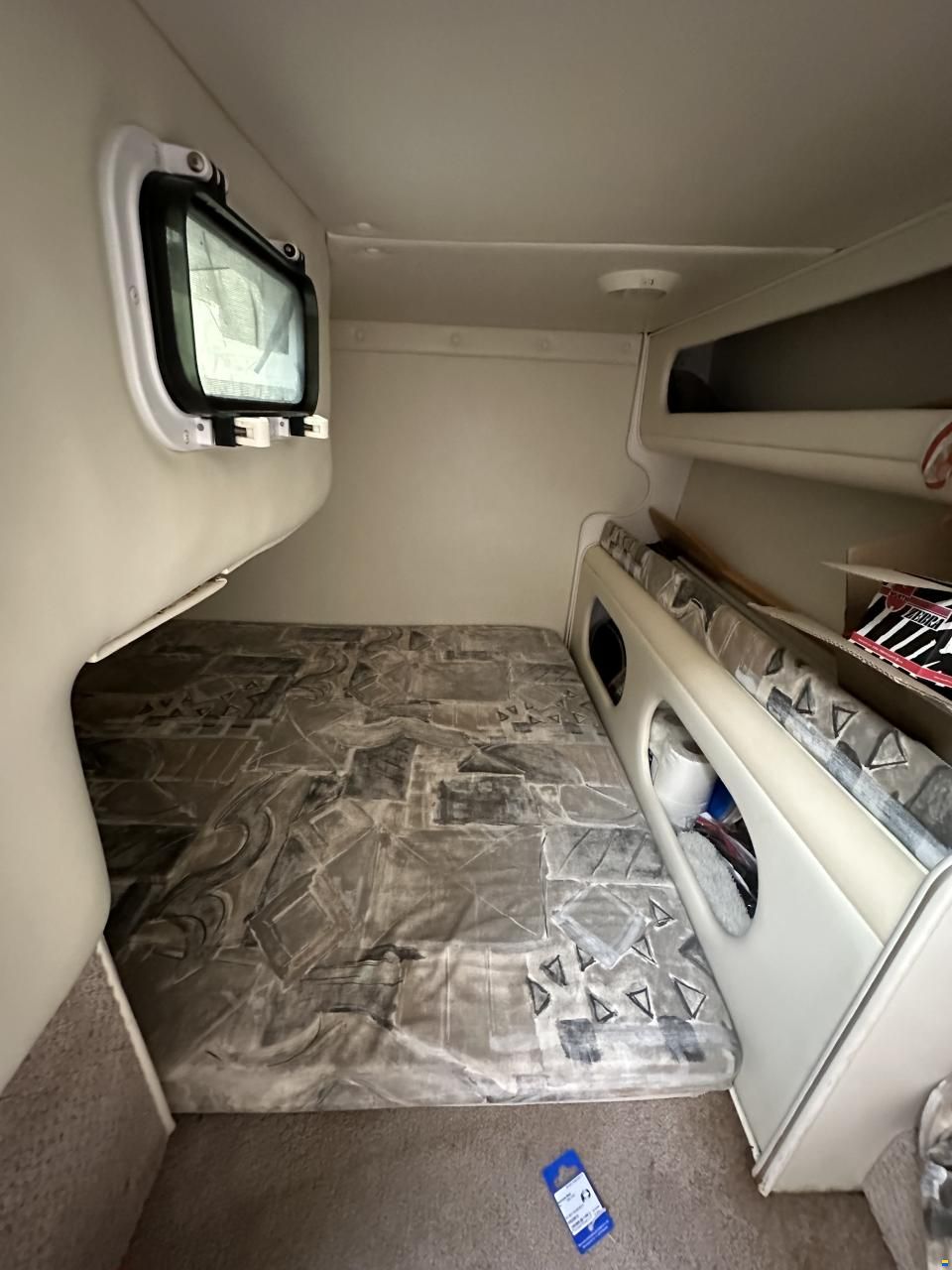 Rinker 270 Fiesta Vee