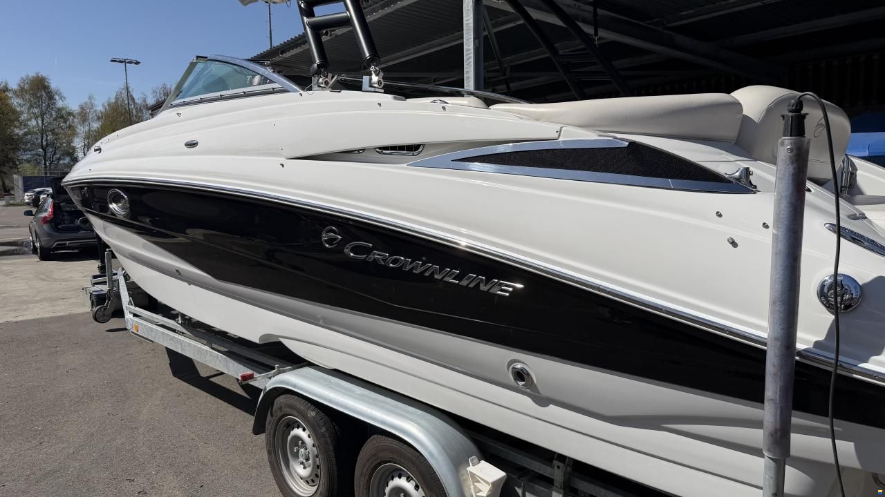Crownline E6