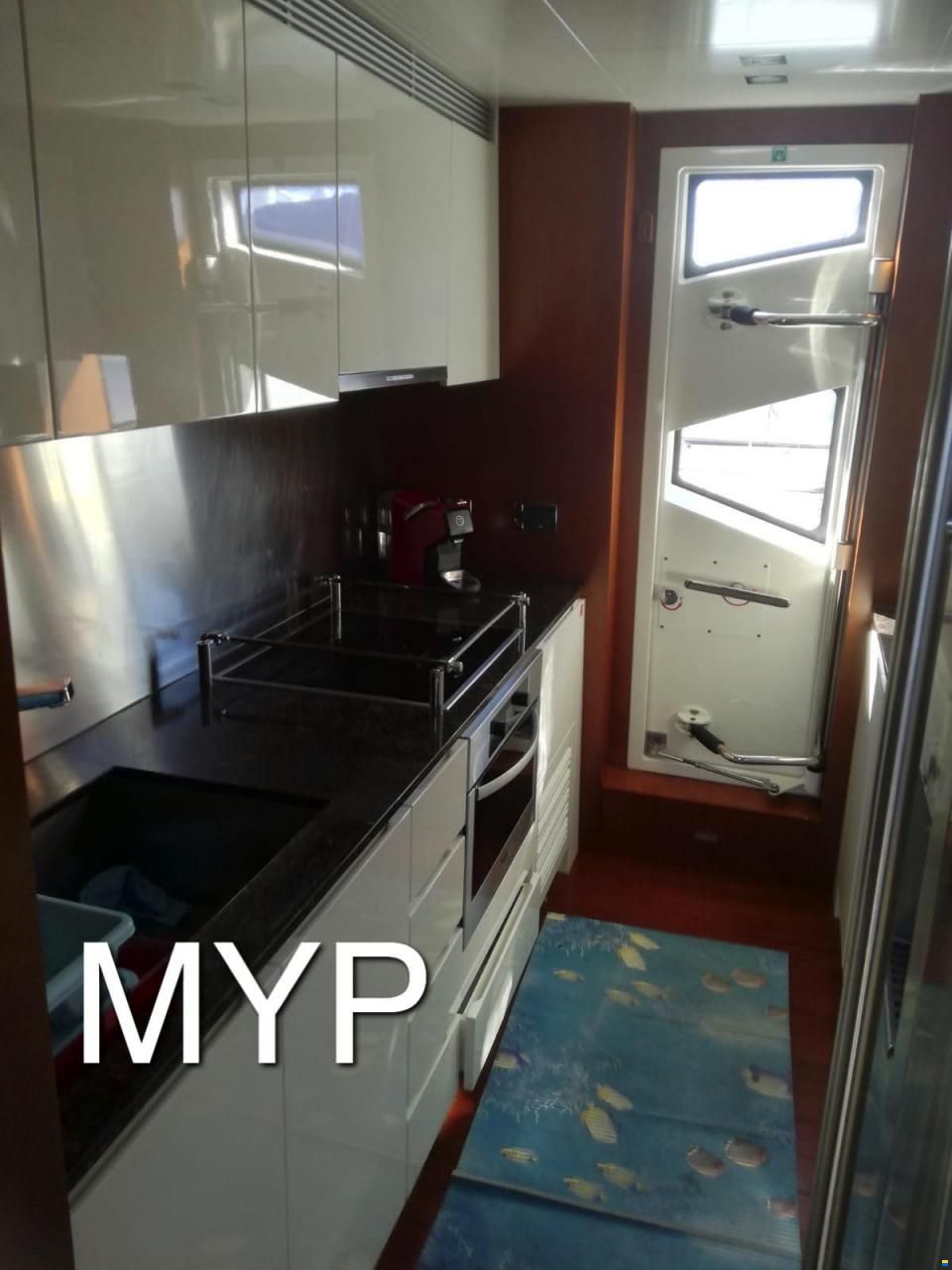 Azimut 84