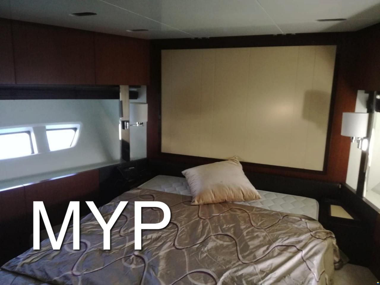 Azimut 84