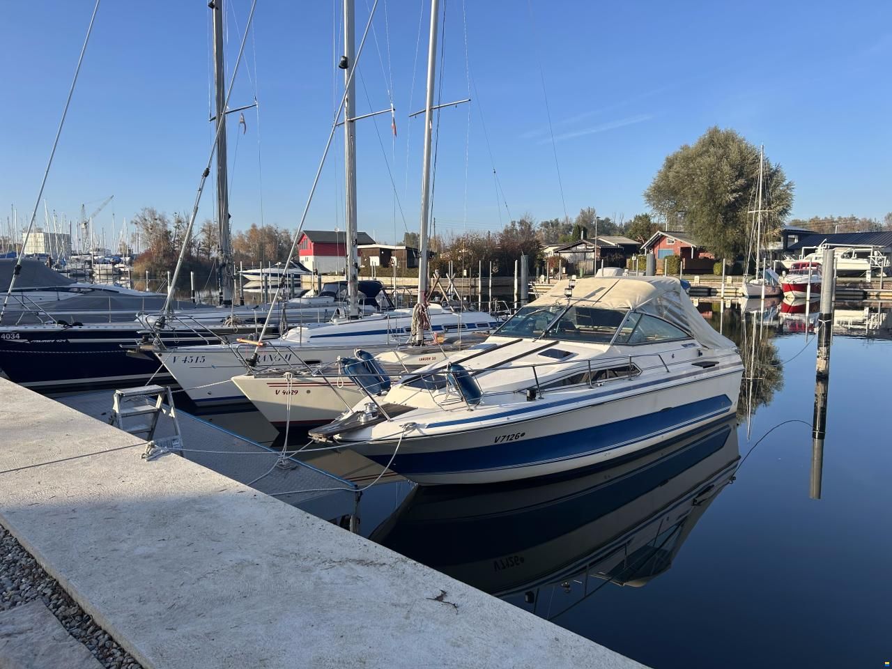 Sea Ray - Sundancer 250
