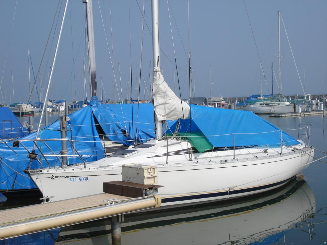Beneteau First 305