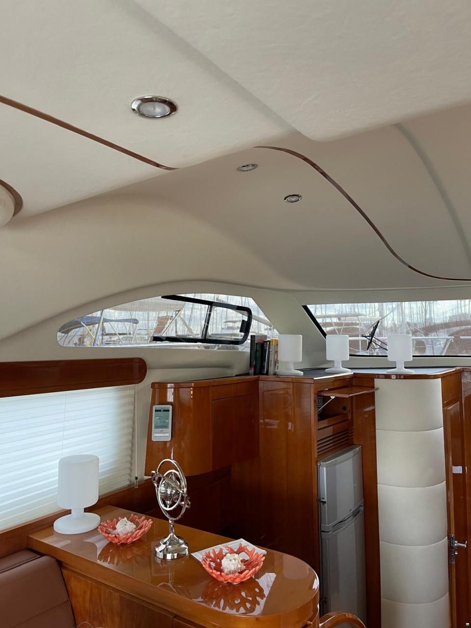 Astondoa 394 Fly