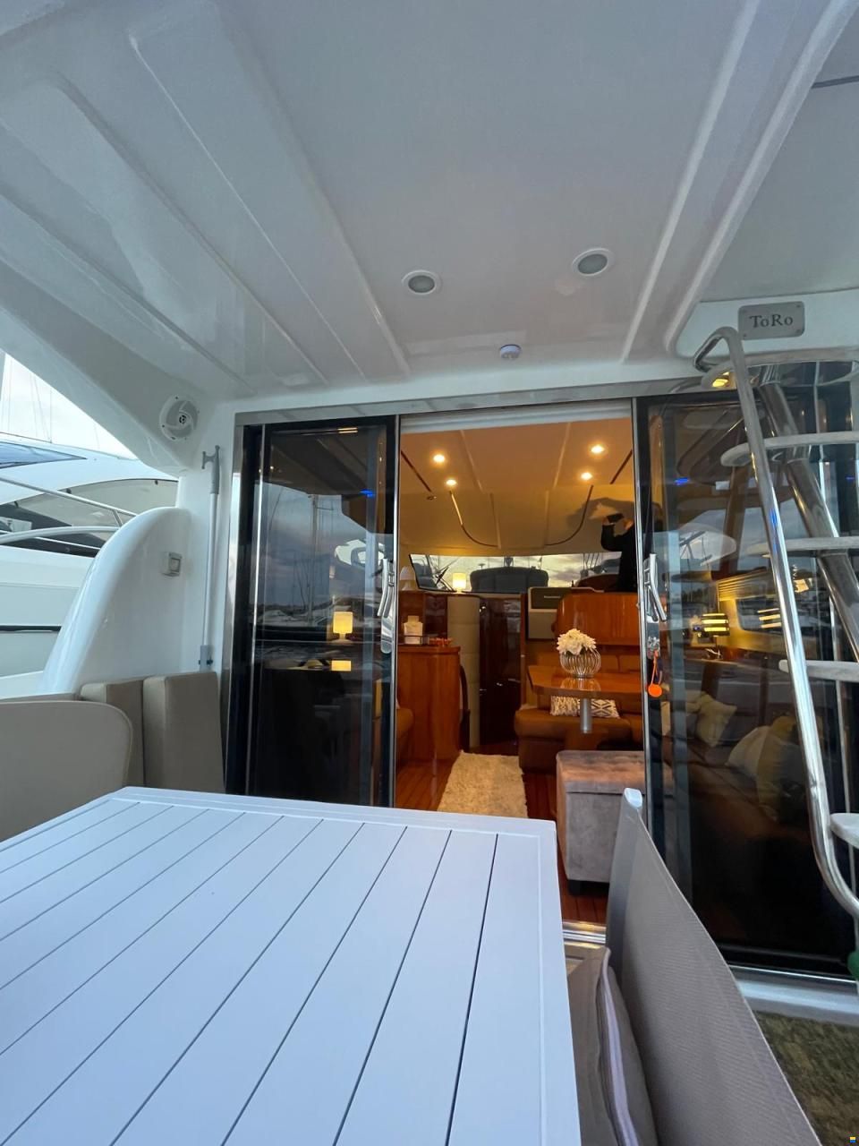 Astondoa 394 Fly