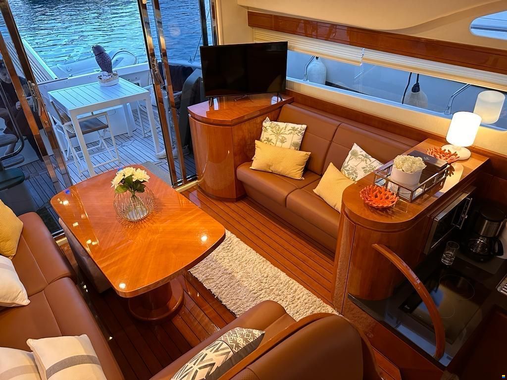 Astondoa 394 Fly