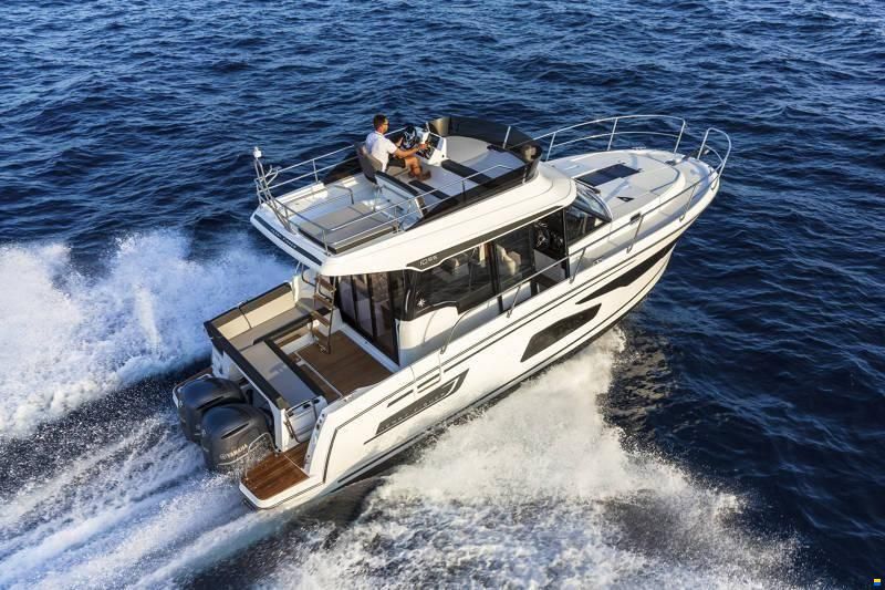 Jeanneau MERRY FISHER 1095 FLY