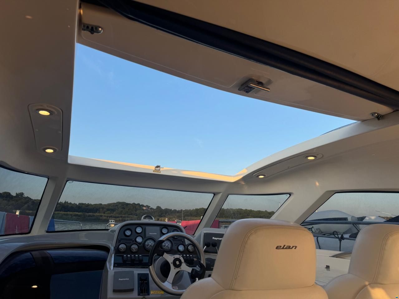 Elan POWER 35