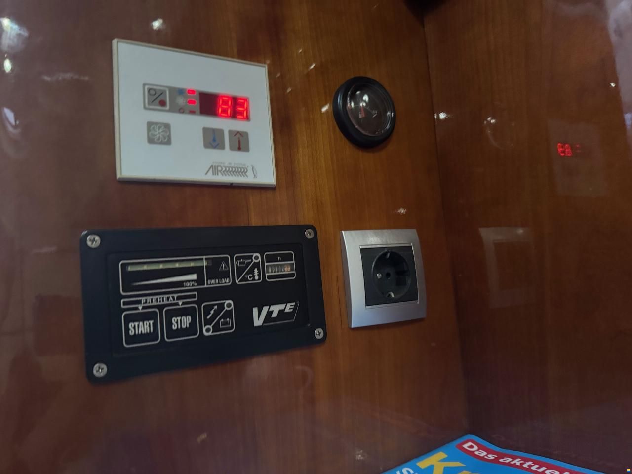 Elan POWER 35
