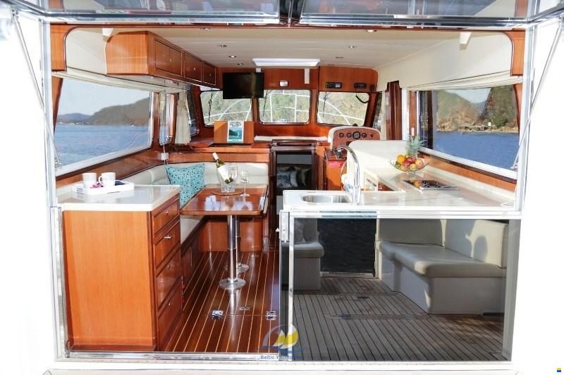 Integrity 380 Sedan