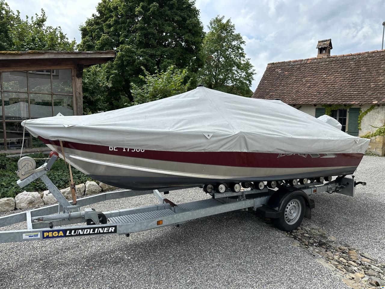 Lund 1600 Rebel Tiller