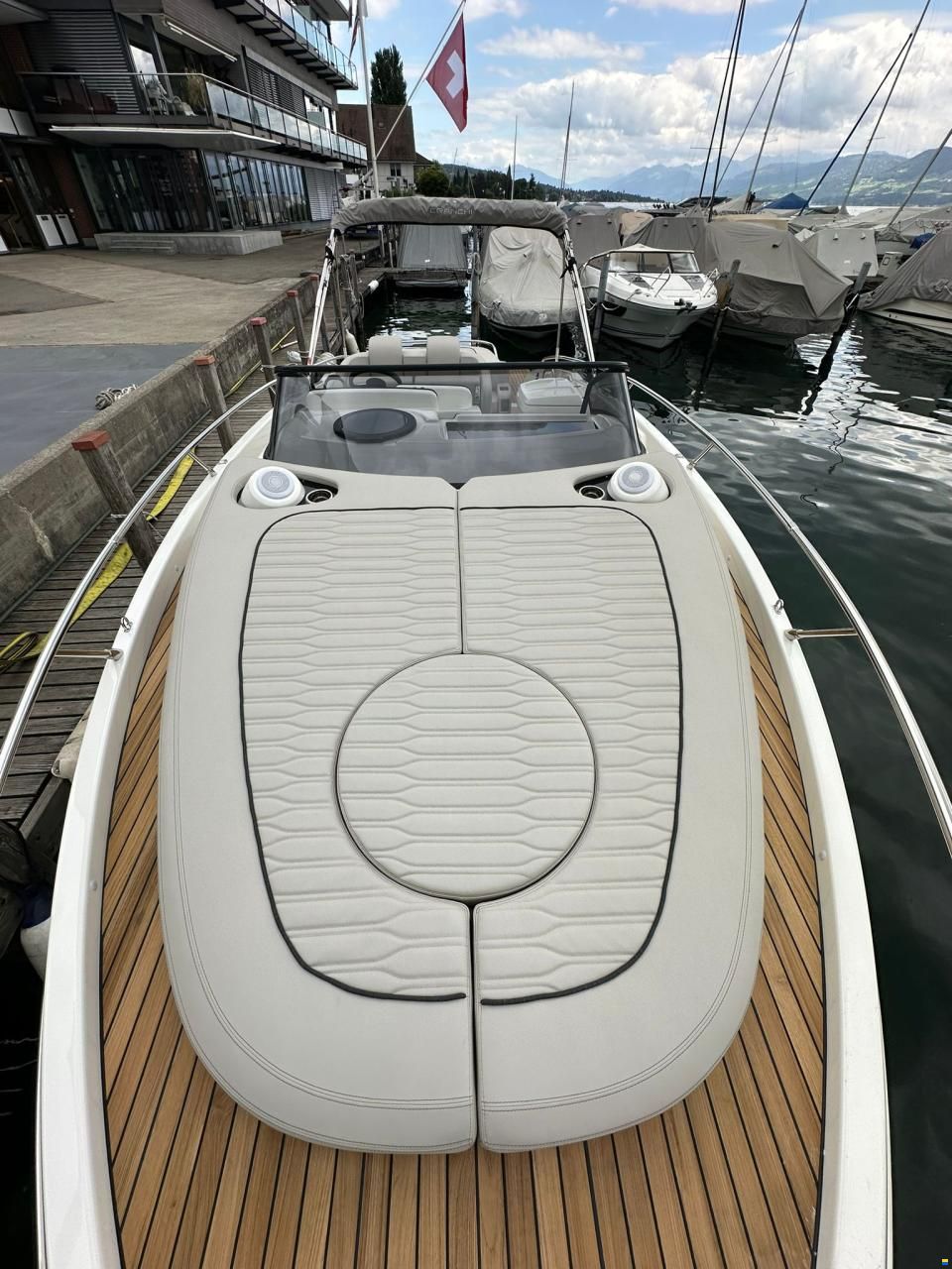 Cranchi E30 Endurance