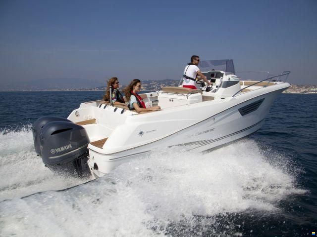 Yamaha F225XCB